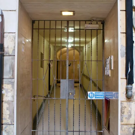 H2ome Balbi Palazzo Reale Stazione Principe , Parcheggio Su Richiesta