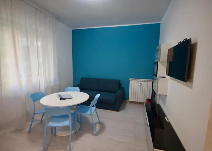 H2Ome Palazzo Reale, Appartamento In Centro Vicino Alla Stazione, Parcheggio Su Richiesta Apartmán