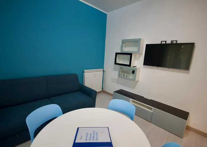 Apartmán H2Ome Palazzo Reale, Appartamento In Centro Vicino Alla Stazione, Parcheggio Su Richiesta Janov