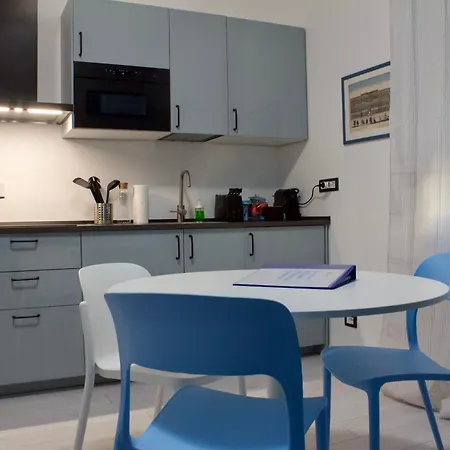 Appartamento H2ome - Balbi In The Center Near The Station With Parking Genova