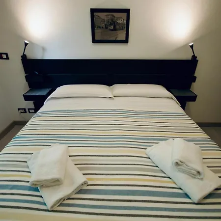 H2ome - Balbi In Downtown Near The Station With Parking On Demand Daire Cenova