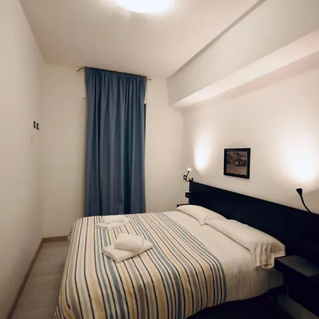H2ome - Balbi In The Center Near The Station With Parking Appartement Genua