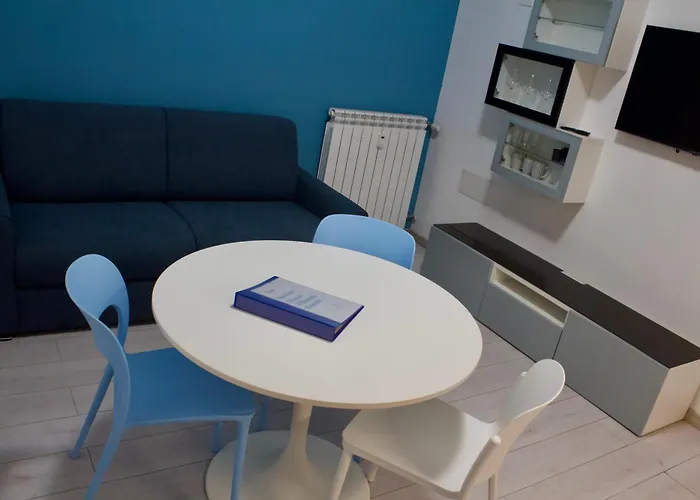 H2Ome Palazzo Reale, Appartamento In Centro Vicino Alla Stazione, Parcheggio Su Richiesta Apartment *