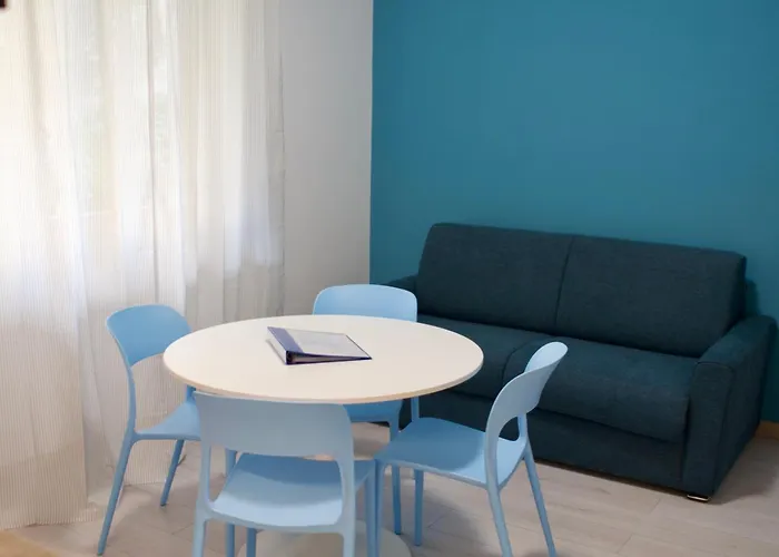 Apartment H2Ome Palazzo Reale, Appartamento In Centro Vicino Alla Stazione, Parcheggio Su Richiesta Genoa