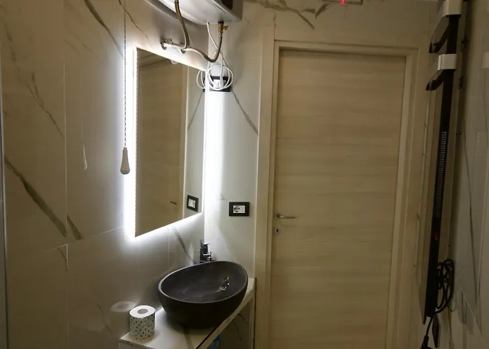 H2Ome Palazzo Reale, Appartamento In Centro Vicino Alla Stazione, Parcheggio Su Richiesta Genoa