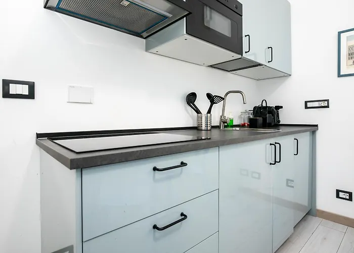 Apartment H2Ome Palazzo Reale, Appartamento In Centro Vicino Alla Stazione, Parcheggio Su Richiesta Genoa