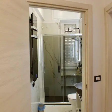 H2ome - Balbi In Downtown Near The Station With Parking On Demand *