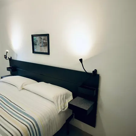 H2ome - Balbi In Downtown Near The Station With Parking On Demand